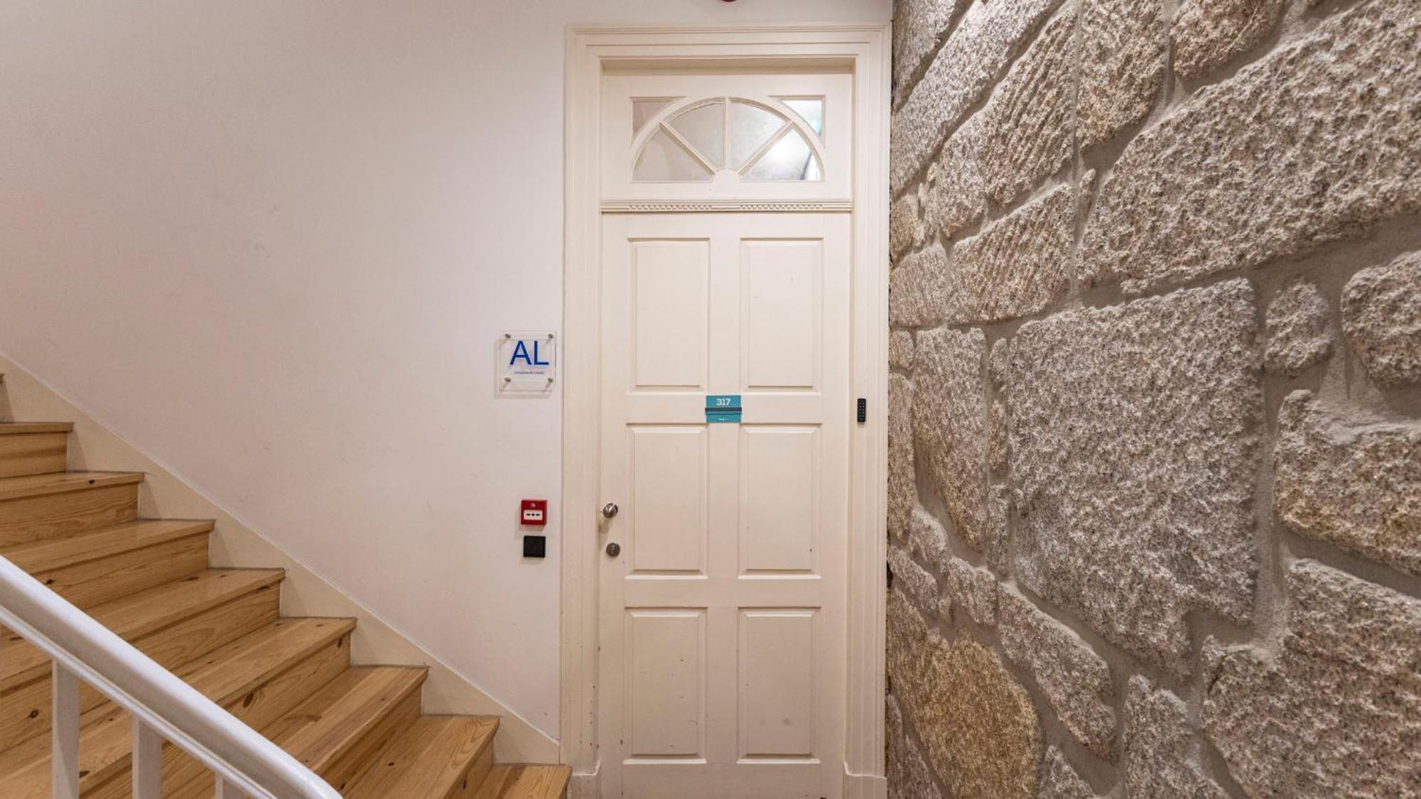 Lovelystay - Allderman Apartment - Almada 1º T 波尔图 外观 照片